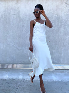 Colette in white/ivory